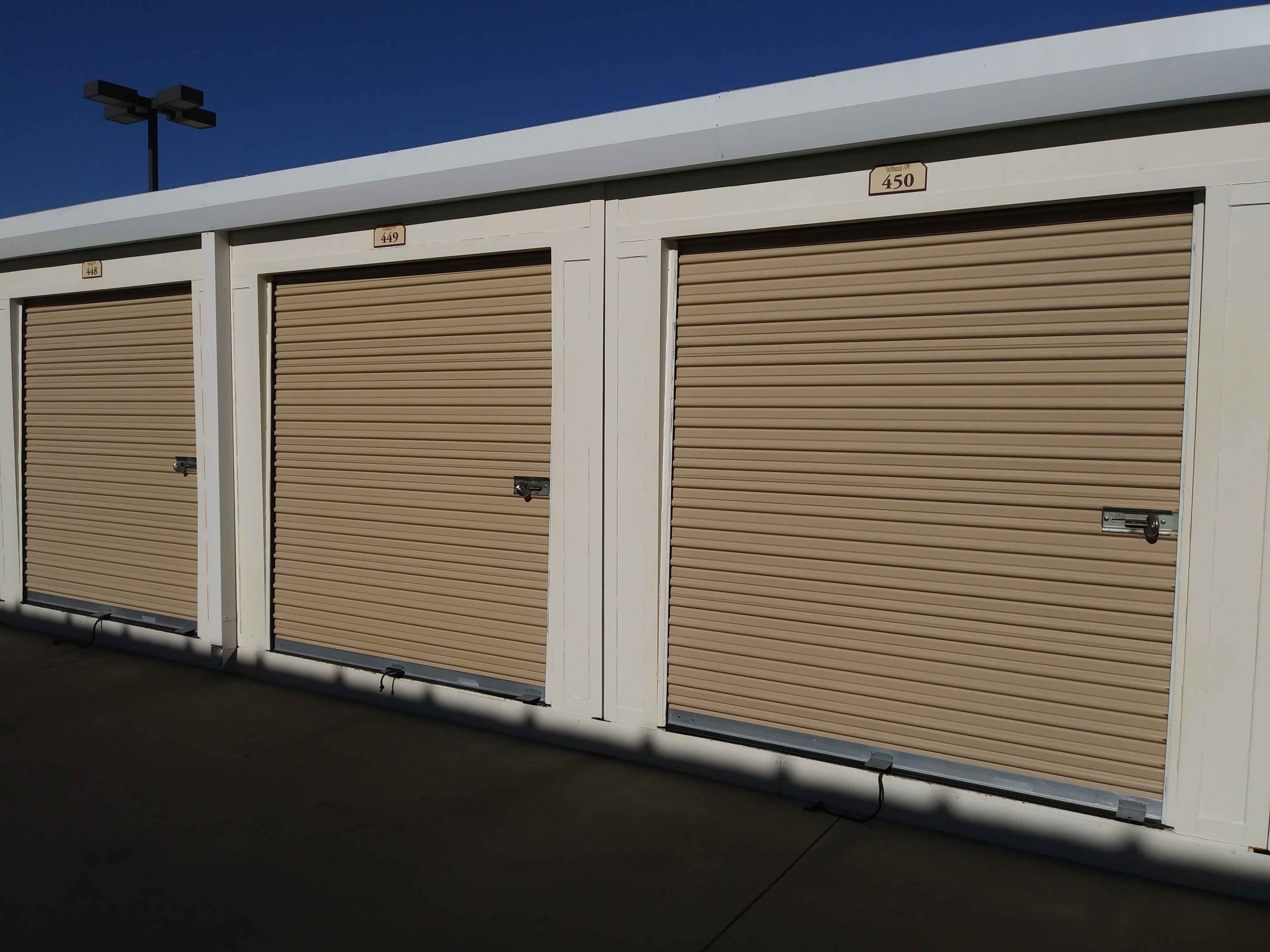 vial-road-self-storage-16-scaled