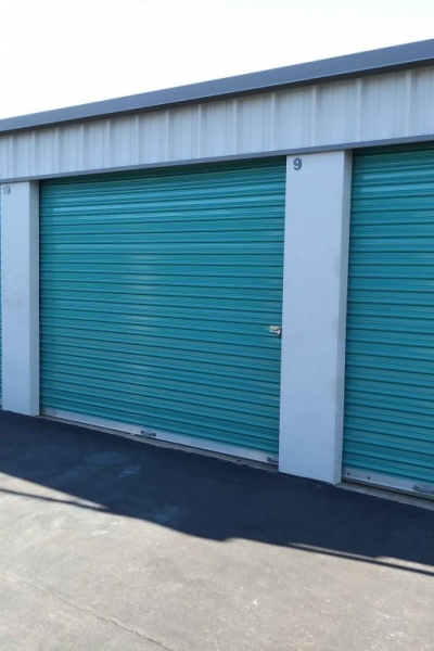 first-plaza-storage-8-1024x768-400x600_c